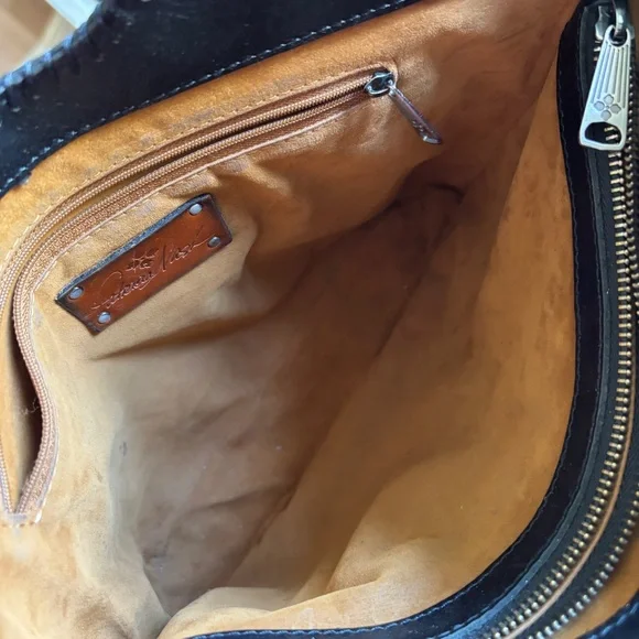 Patricia Nash Black Moretto
Shopper Italian Leather
Handbag - Picture 9 of 14